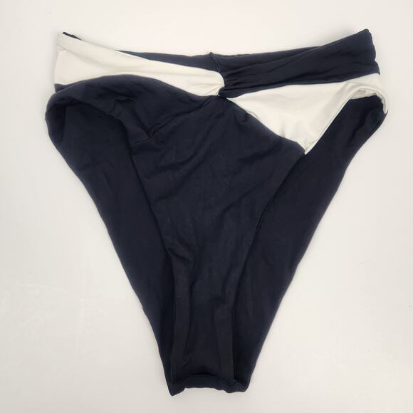 L*Space Freddie Bikini Top Nancy Lee Bitsy Bottom Set Black Cream Size XS NWT - Picture 2 of 8